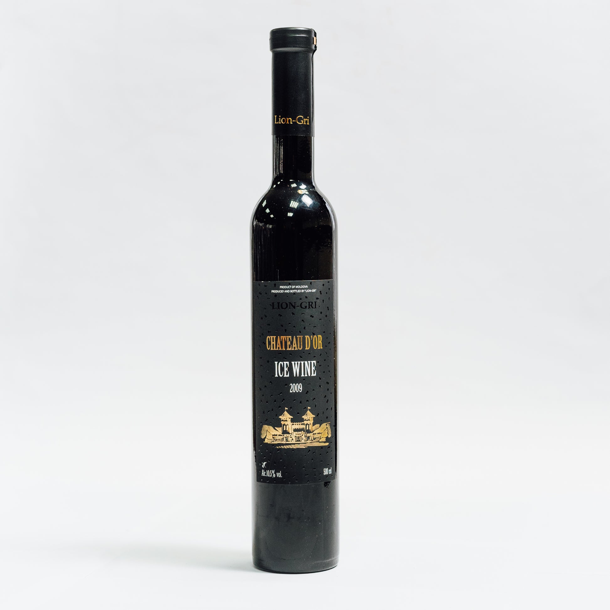 Sticlă neagră Château d'Or Ice Wine 500ml Lion-gri cu etichetă aurie.