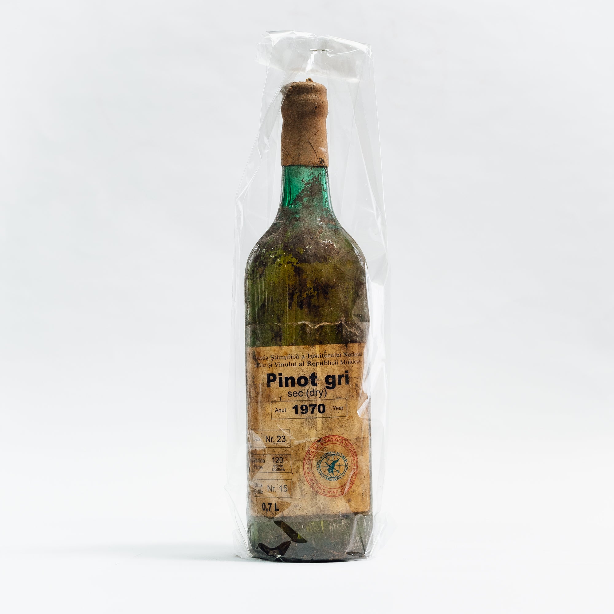Sticlă vin Pinot Gri 1970 Lion-gri etichetă vintage și dop lemn
